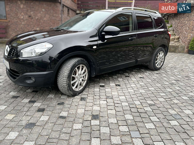 2012 nissan qashqai