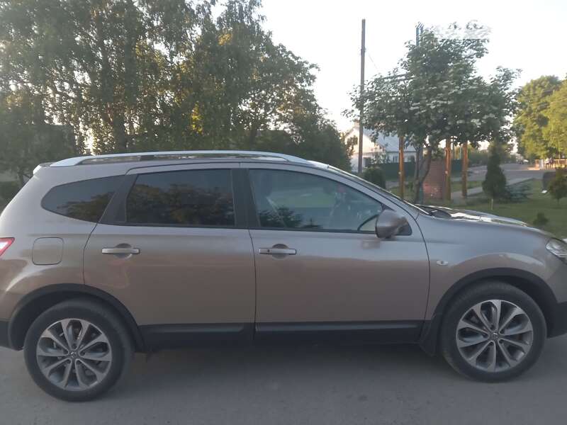 2012 nissan qashqai