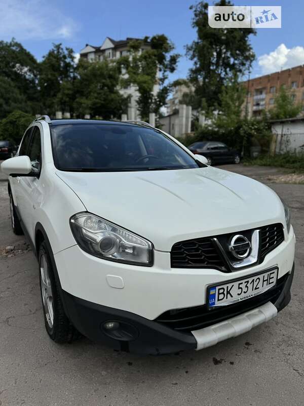 2013 nissan qashqai