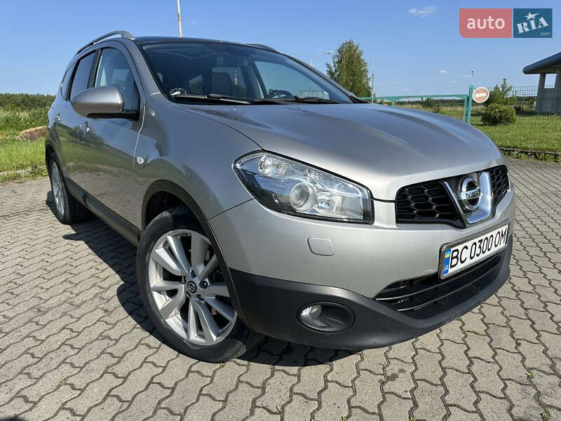 2012 nissan qashqai