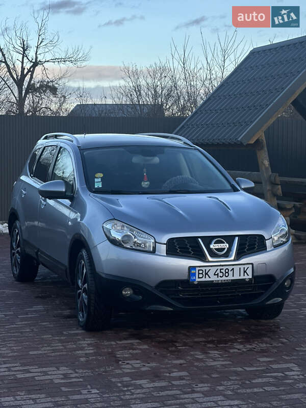 2012 nissan qashqai