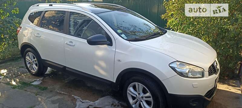 2013 nissan qashqai