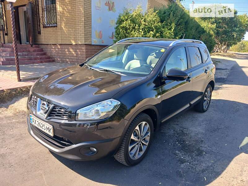 2012 nissan qashqai