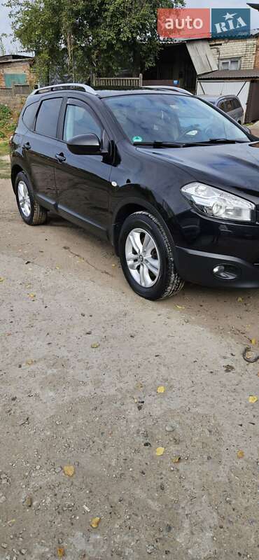 2012 nissan qashqai