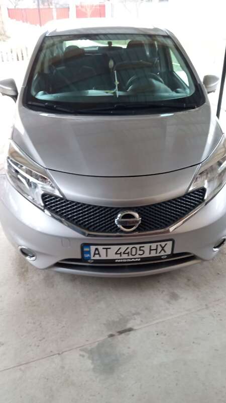 2013 nissan note