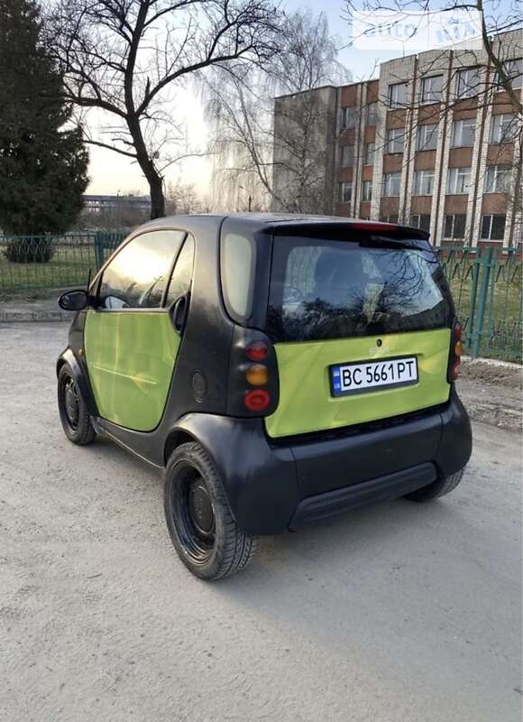 1999 smart mc 01