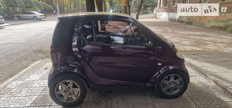 1999 smart mc 01