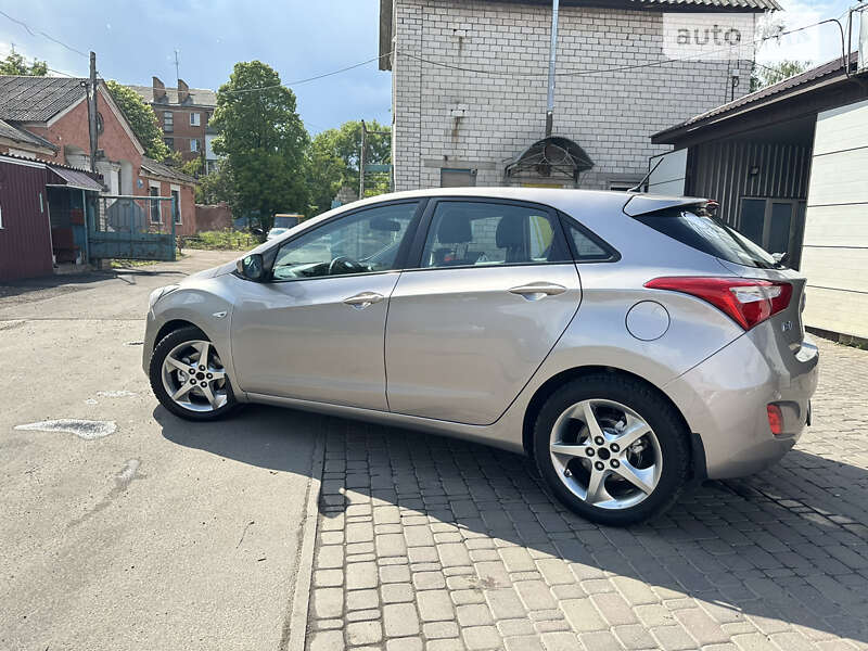 2015 hyundai i30
