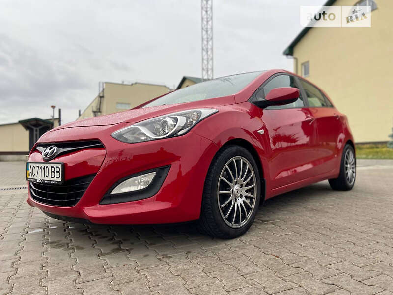 2012 hyundai i30