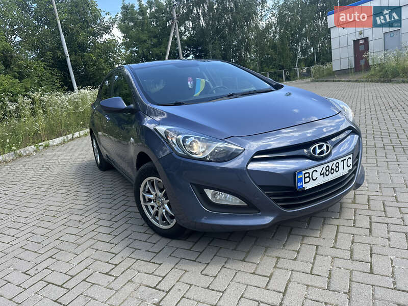 2012 hyundai i30