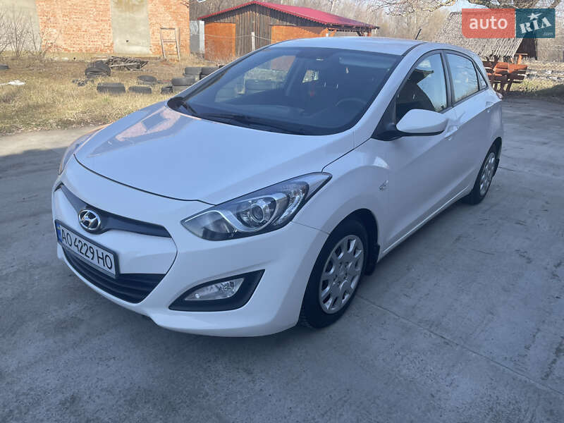 2013 hyundai i30