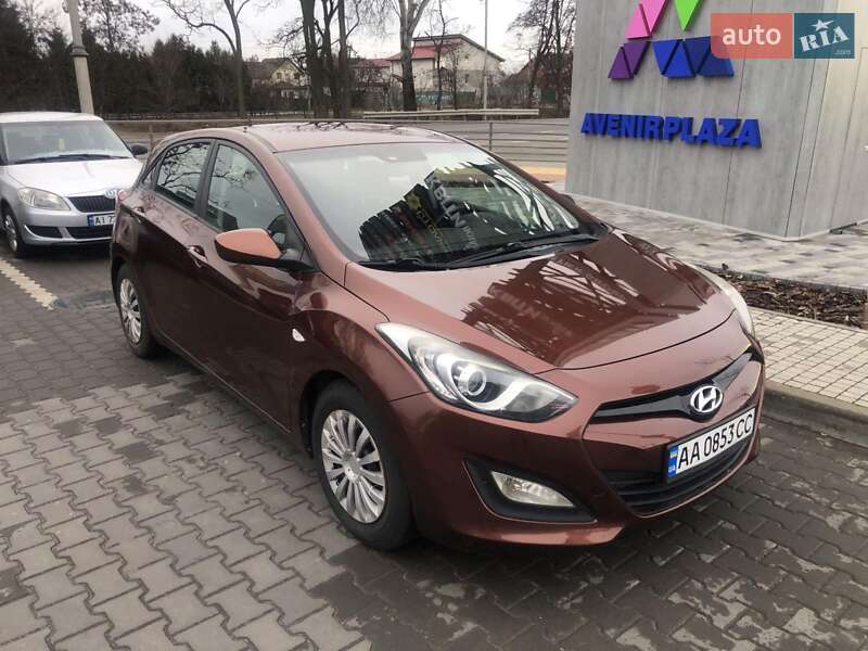 2013 hyundai i30