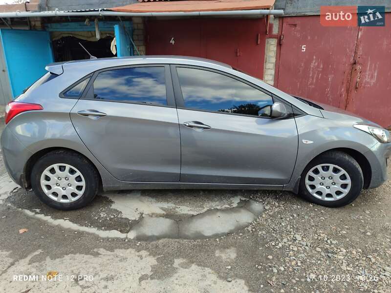 2013 hyundai i30