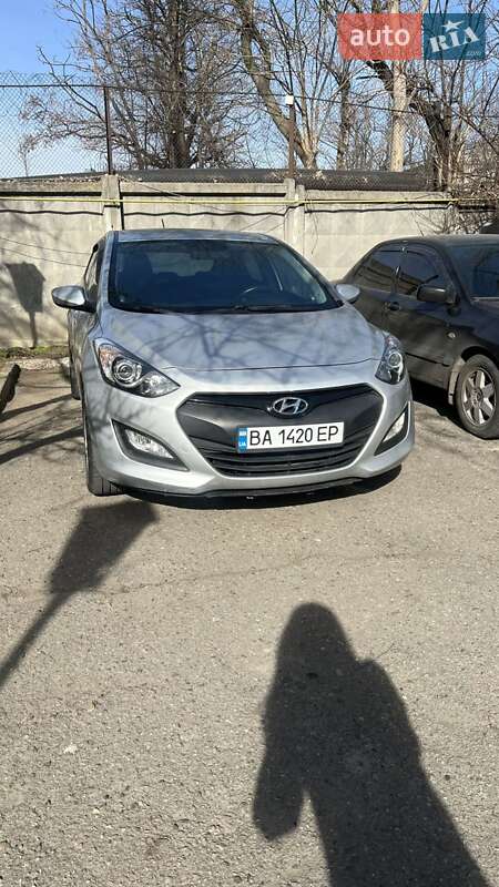 2013 hyundai i30