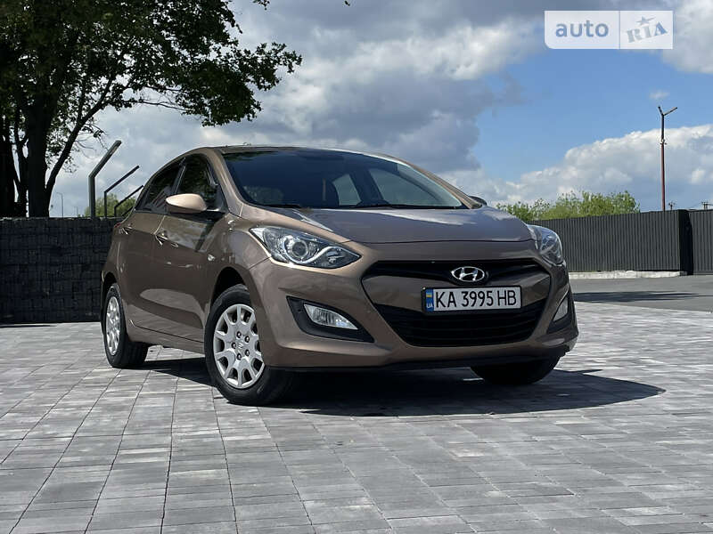 2014 hyundai i30