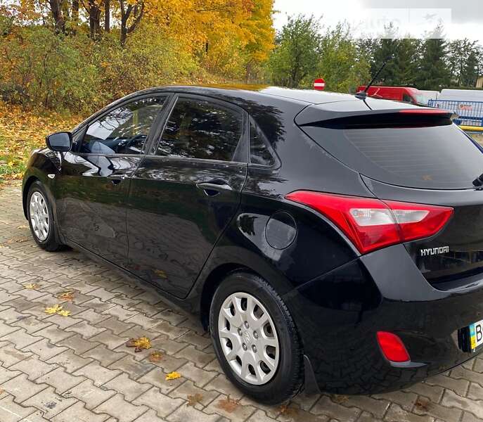 2012 hyundai i30