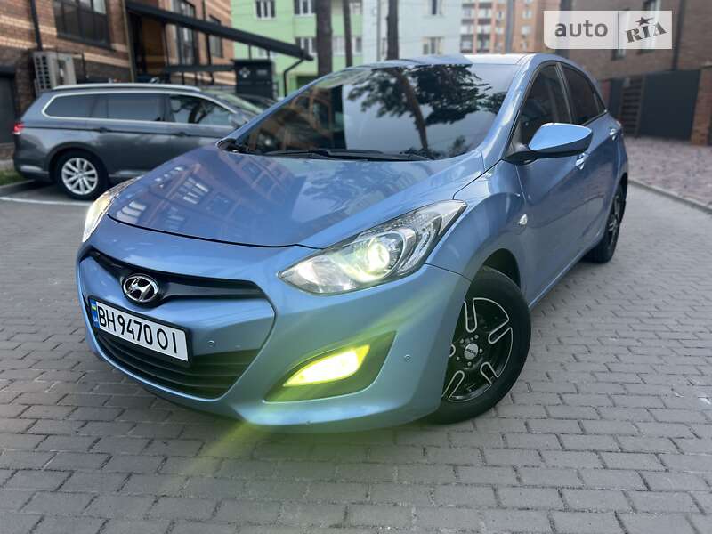2012 hyundai i30