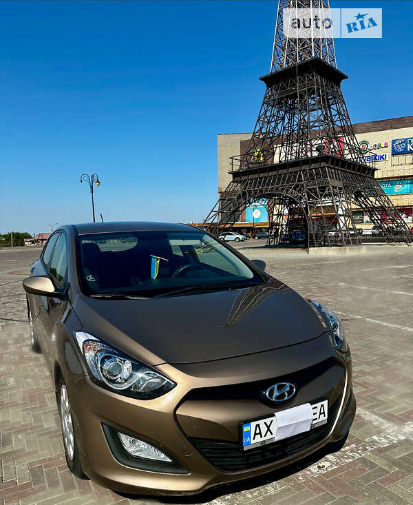 2013 hyundai i30