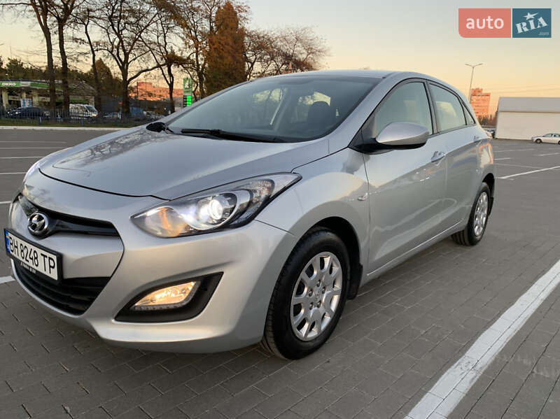 2013 hyundai i30
