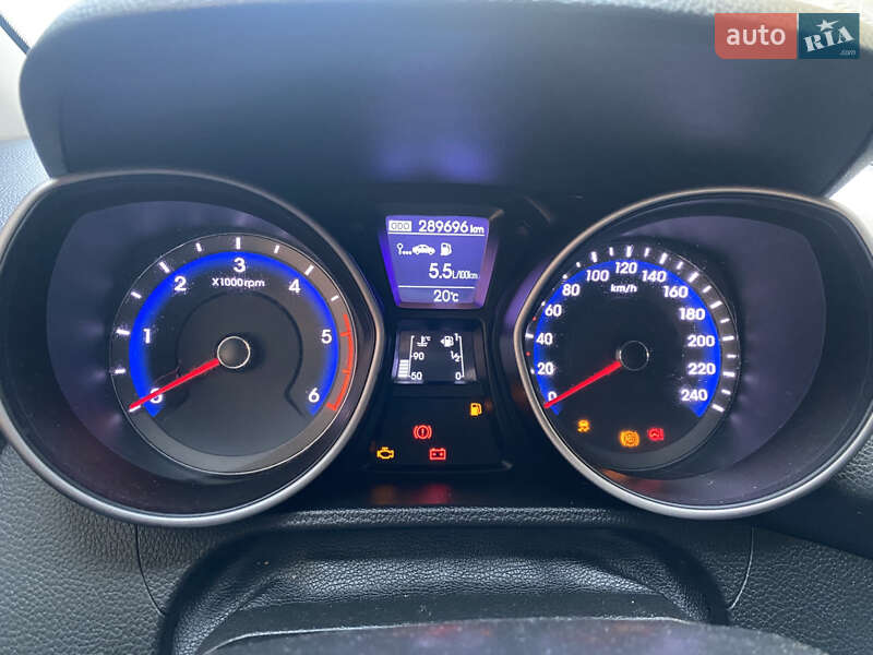 2012 hyundai i30