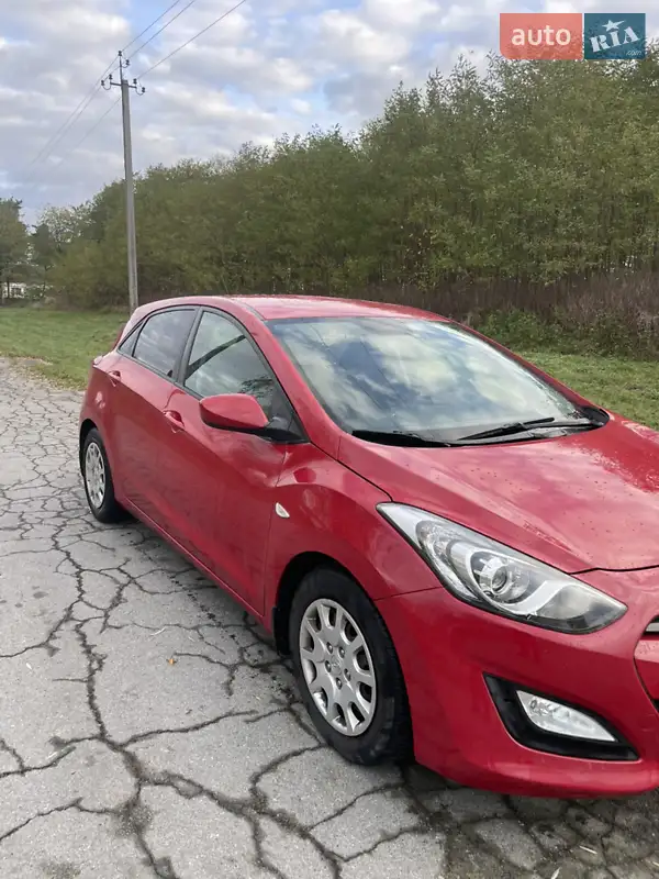 2013 hyundai i30