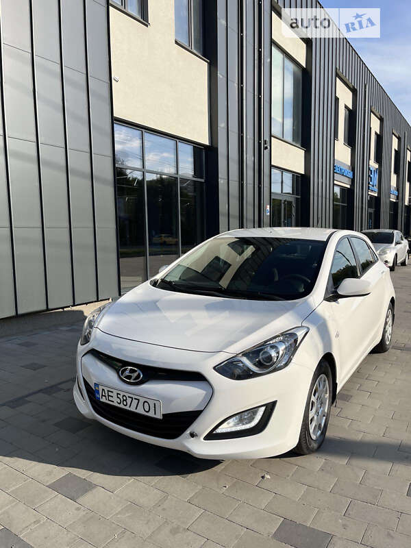 2013 hyundai i30