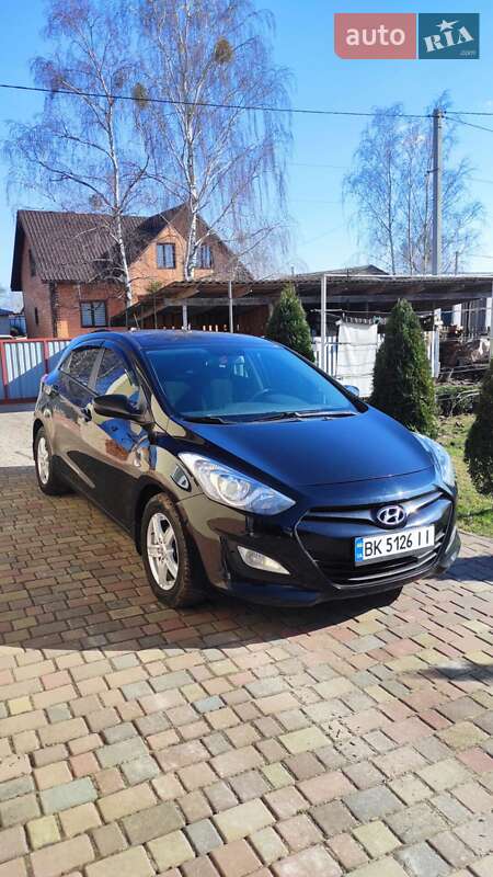 2013 hyundai i30