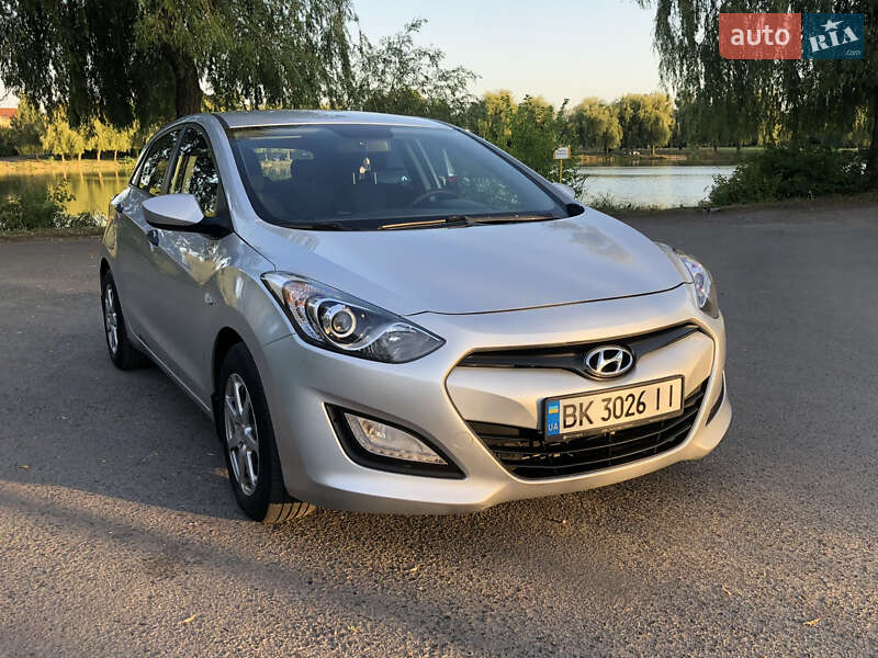 2013 hyundai i30