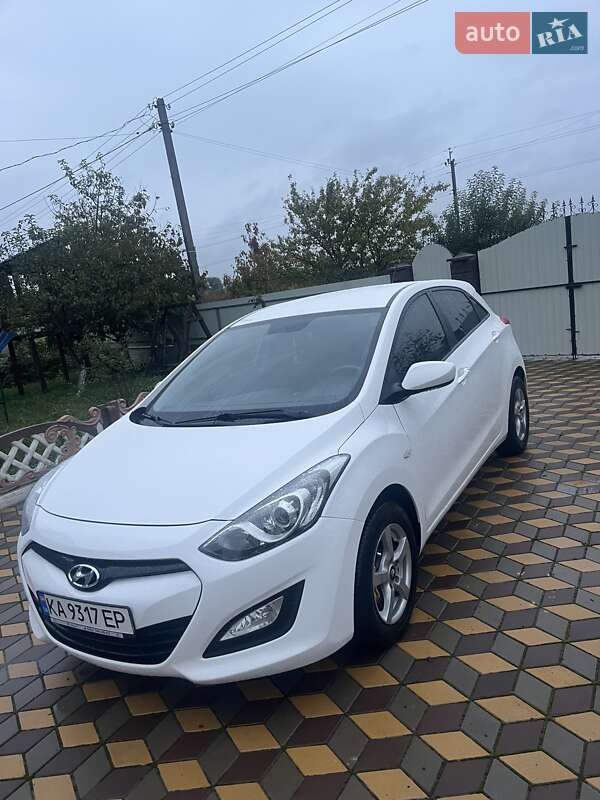 2013 hyundai i30