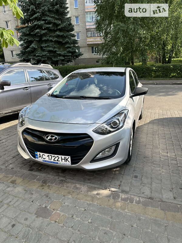 2014 hyundai i30
