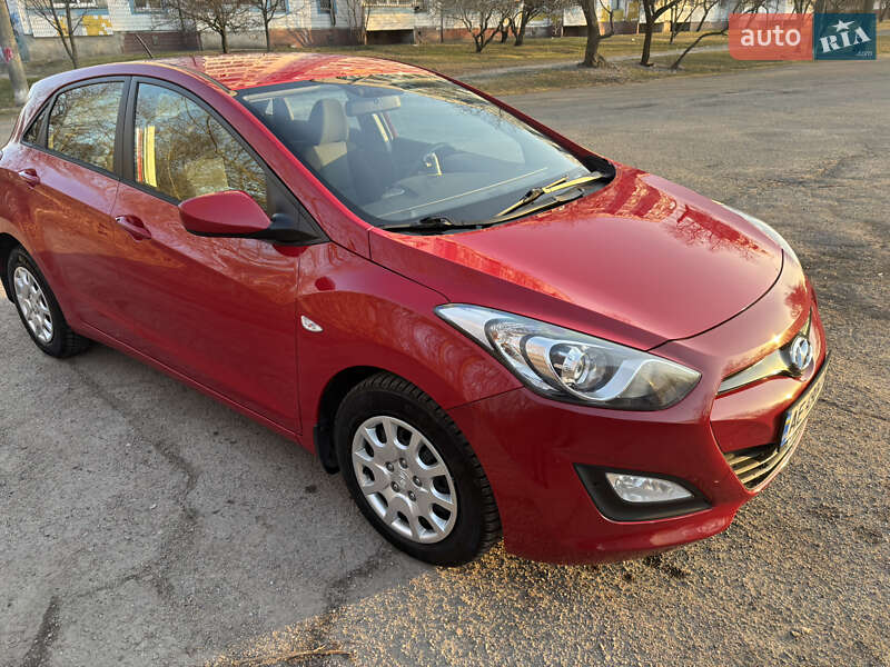 2013 hyundai i30