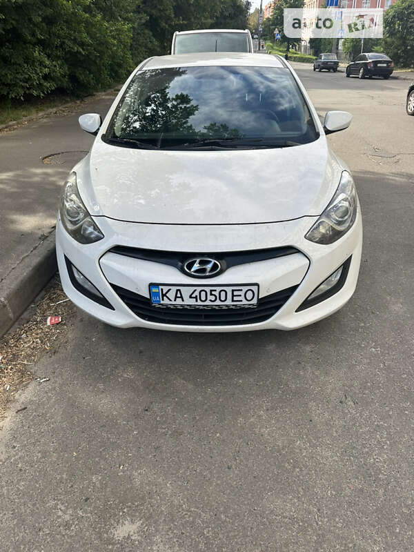 2014 hyundai i30