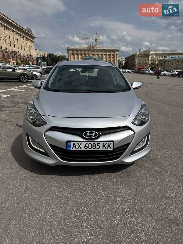 2012 hyundai i30