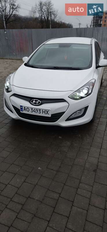 2012 hyundai i30 wagon