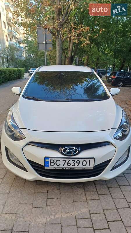 2013 hyundai i30