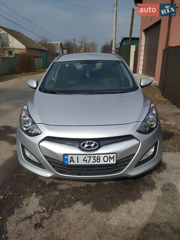 2013 hyundai i30