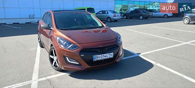 2012 hyundai i30