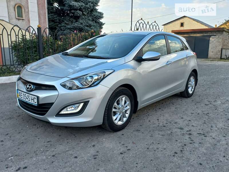 2012 hyundai i30