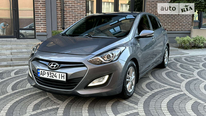 2012 hyundai i30