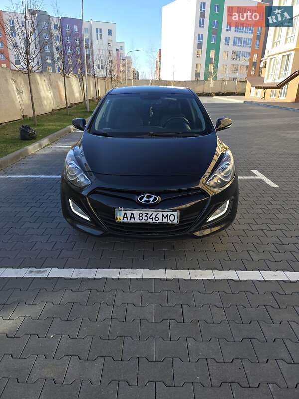 2012 hyundai i30
