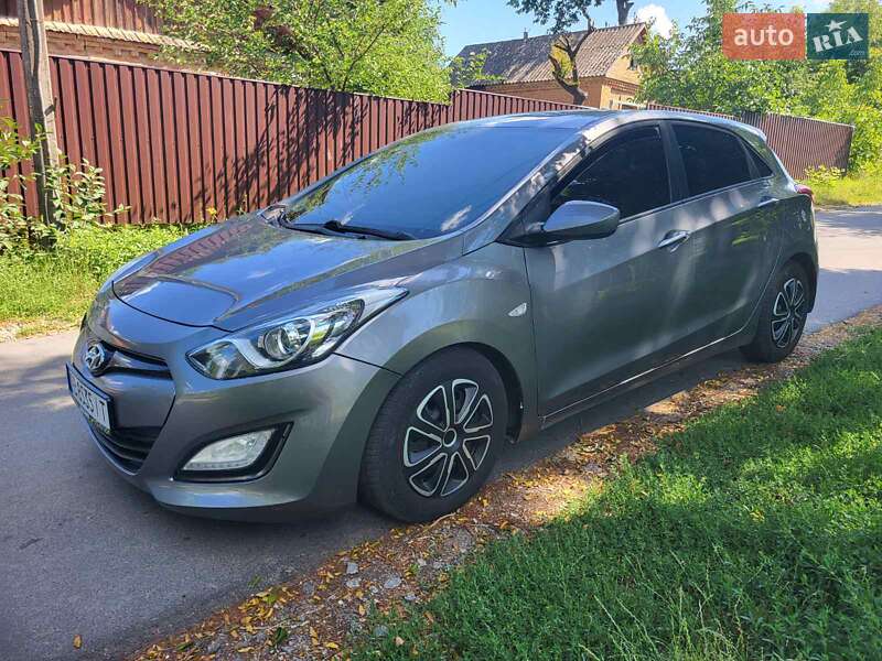 2013 hyundai i30