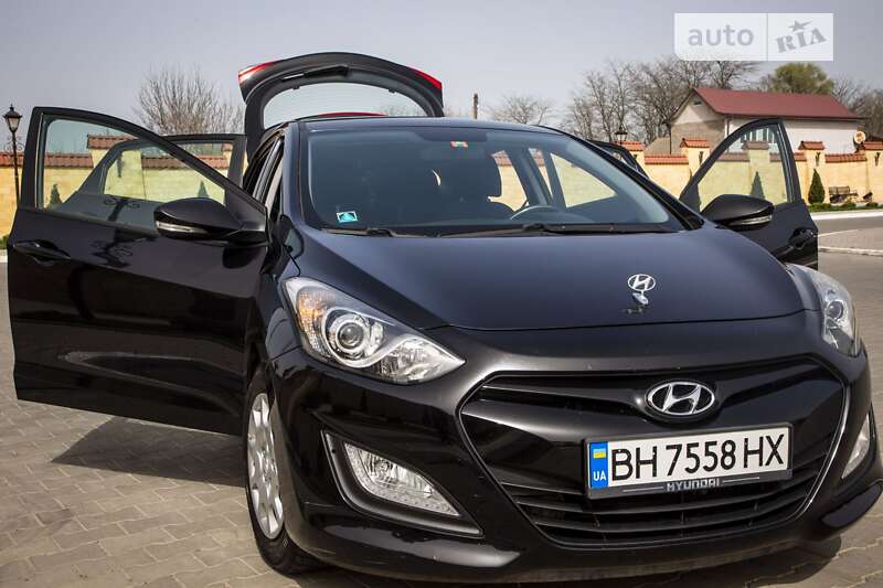2012 hyundai i30