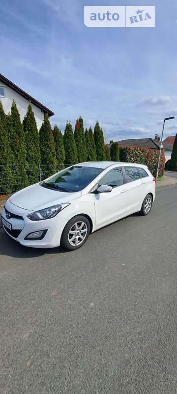 2013 hyundai i30