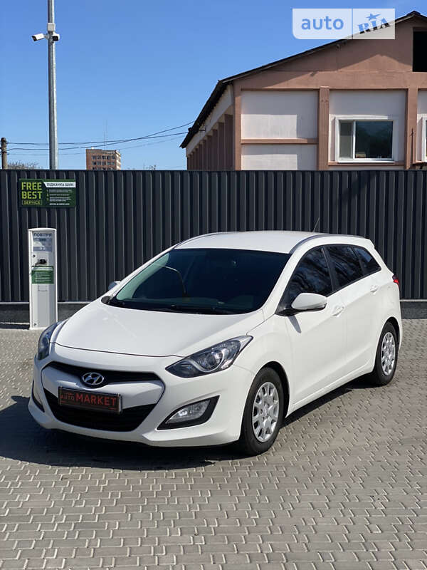 2013 hyundai i30