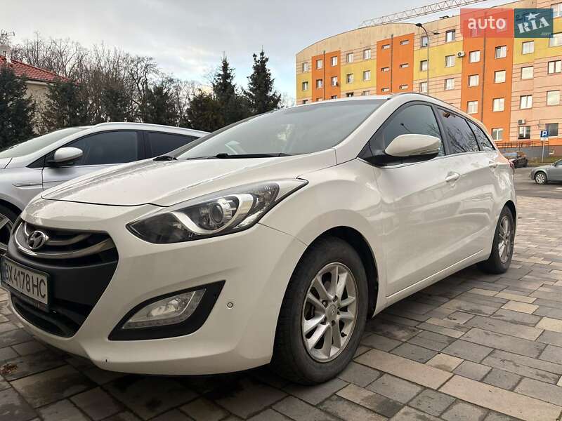 2014 hyundai i30