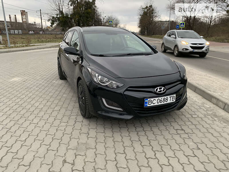 2014 hyundai i30