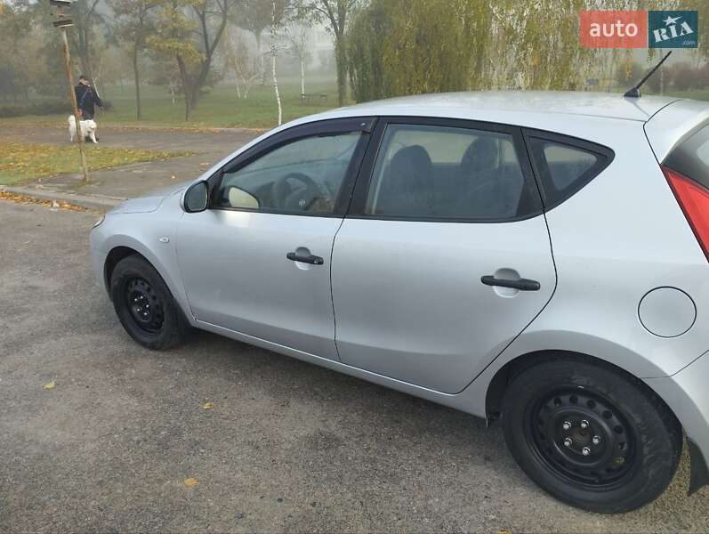 2009 hyundai i30