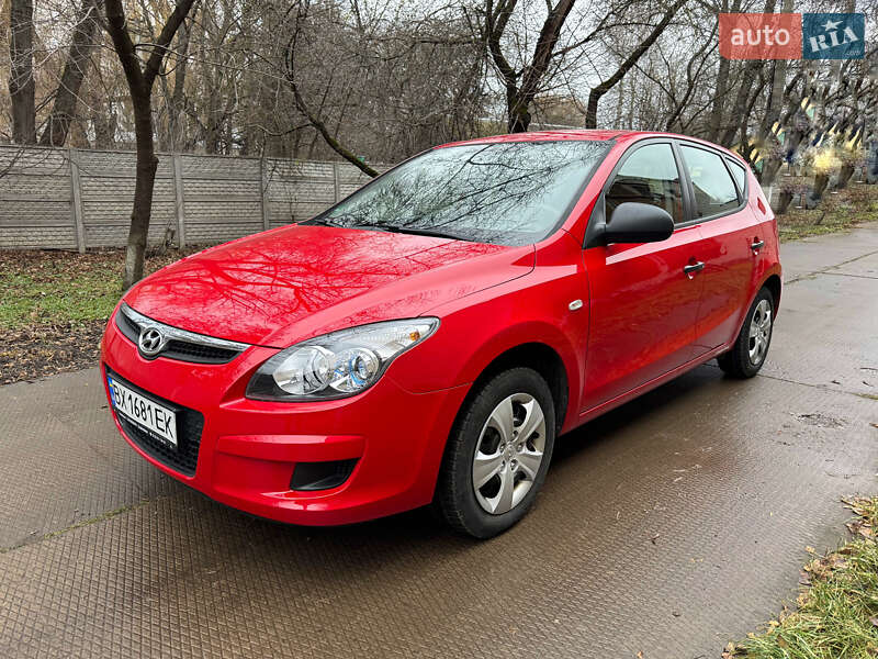 2010 hyundai i30
