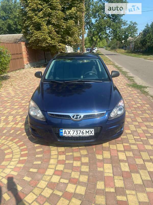 2010 hyundai i30