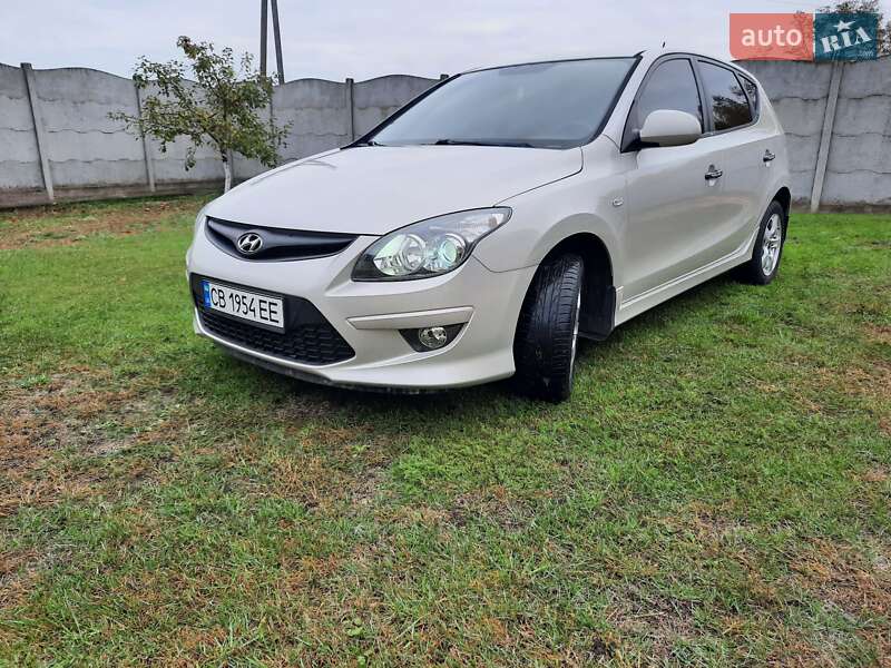 2010 hyundai i30